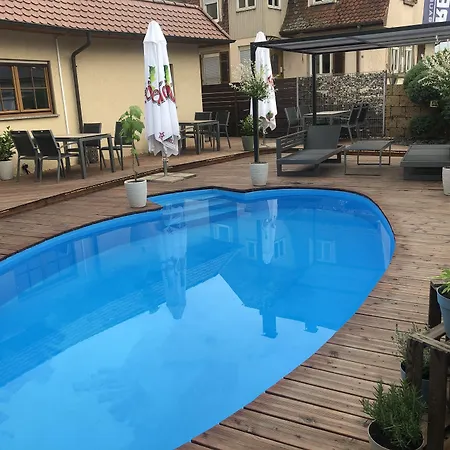 Bruker Gmbh 3* غروبوتفار